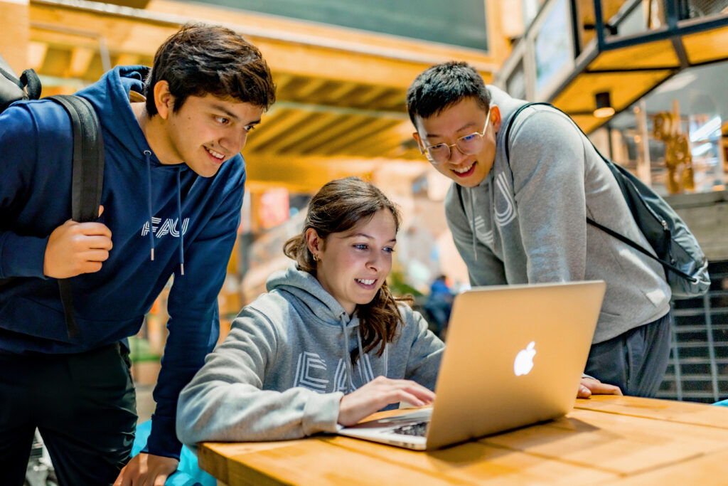 Publikationen / Publications